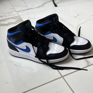 Air Jordan 1 mid GS ‘Racer Blue’ youth sneakers